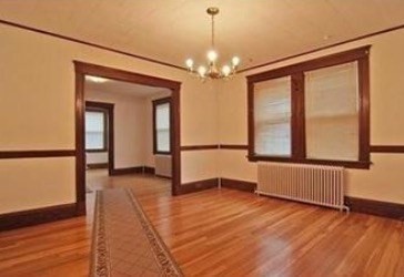 11 BATEMAN ST