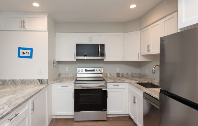 1 bed, 1 bath, 540 sqft, $2,000, Unit 202M