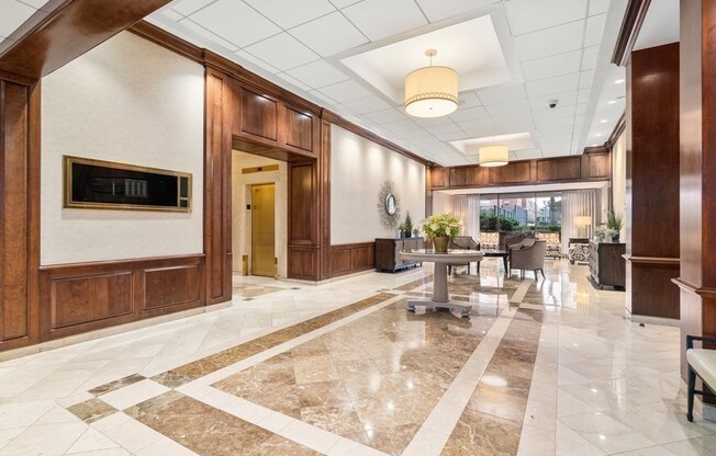 1 bed, 1 bath, 650 sqft, $2,725, Unit 17B