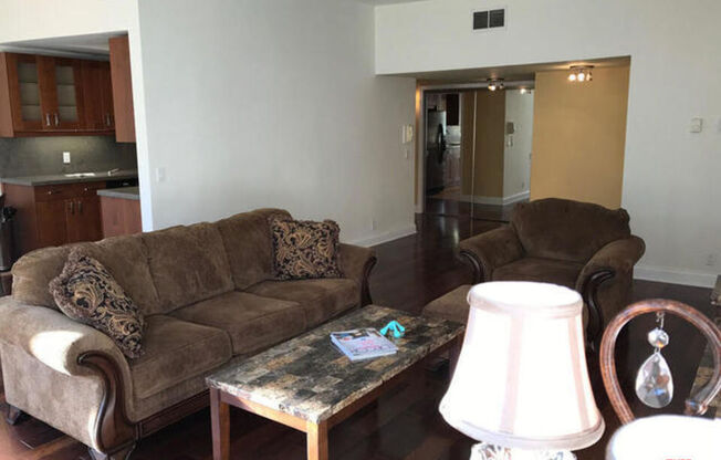 2 beds, 2 baths, 1,317 sqft, $3,500, Unit 304