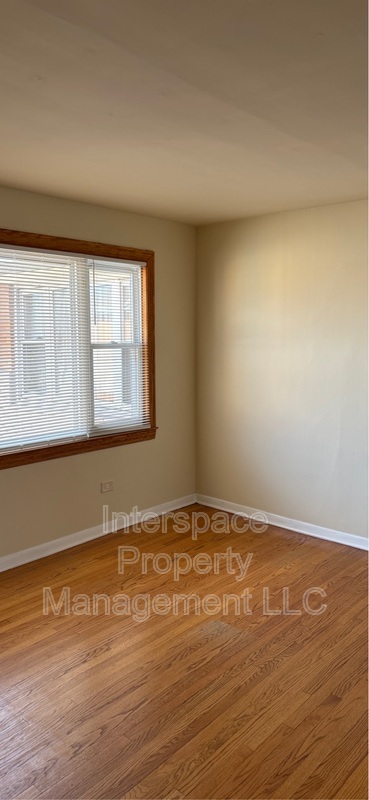 10124 S PULASKI RD
