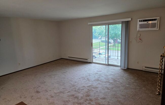 1323 Meadowcreek Dr.