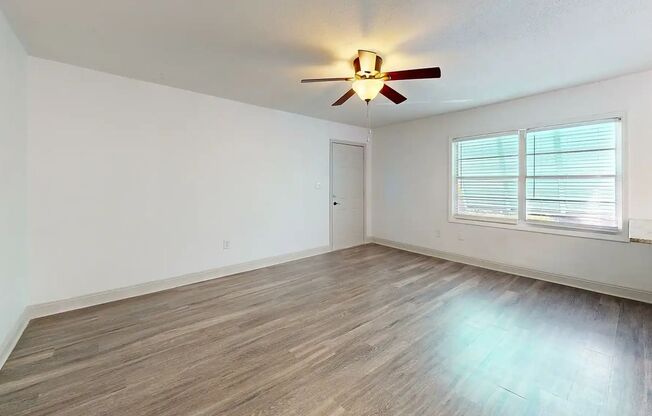 2 beds, 1 bath, 729 sqft, $1,625, Unit 1411-03
