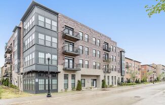 Orleans Landing - Furnished Flex-Lease Apartments