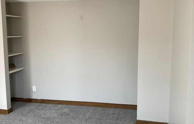 1 bed, 1 bath, 593 sqft, $925, Unit 34