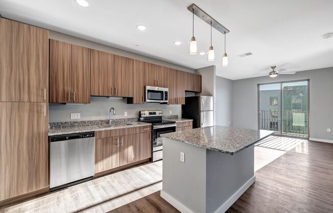 1 bed, 1 bath, 686 sqft, $1,295, Unit 1-203