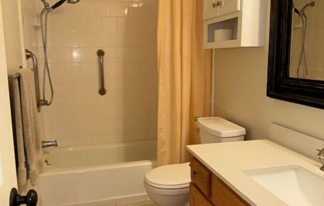 Top floor, 1 Bedroom, 1 Bath Condo in Stoney Brook Villas with 2 Parking ($300 of the first 3 Months)