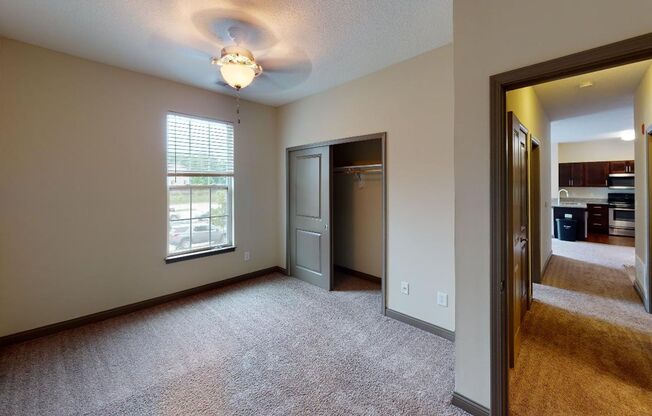 2 beds, 1 bath, 910 sqft, $1,500, Unit 100 - 306