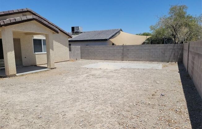 Charming Single-Story Cul-De-Sac Home | Vaulted Ceilings, Spacious Yard & Pet-Friendly!