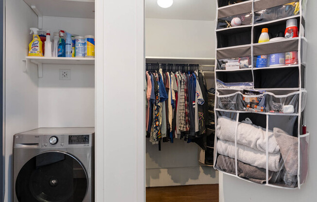 Studio, 1 bath, 632 sqft, $3,500, Unit 4H