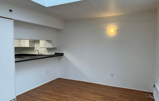 1 bed, 1 bath, 491 sqft, $1,250, Unit 604