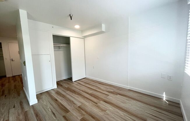 Studio, 1 bath, 480 sqft, $1,565, Unit 130