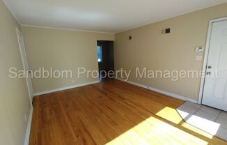 3 beds, 1 bath, $1,150