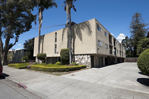 Woodland Park in East Palo Alto