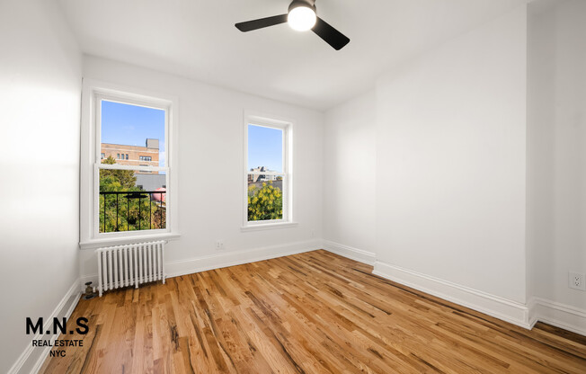 2 beds, 1 bath, 817 sqft, $3,395, Unit RESIDENCE#3
