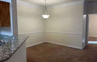 2 beds, 2 baths, $1,300, Unit 1206 Claridge Dr