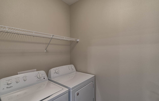 Studio, 1 bath, 611 sqft, $995, Unit 117