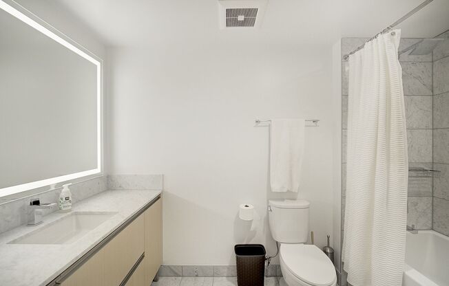 Studio, 1 bath, $1,900, Unit Unit 809