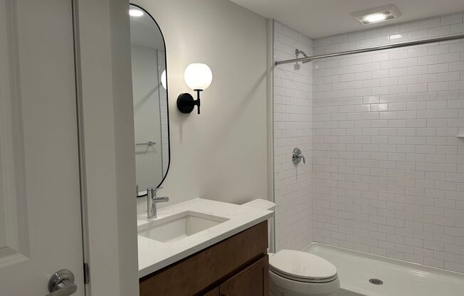 2 beds, 1 bath, 834 sqft, $1,720, Unit 218 - 401