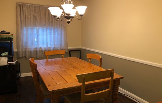 Cozy Three-Bedroom West Hills Townhome w/ Parking Pad!