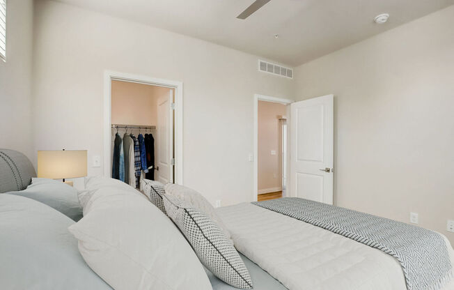 1 bed, 1 bath, 818 sqft, $1,475