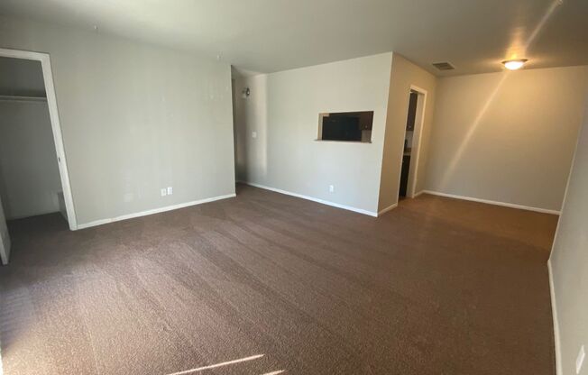 2 beds, 1 bath, 1,000 sqft, $1,240, Unit 206A