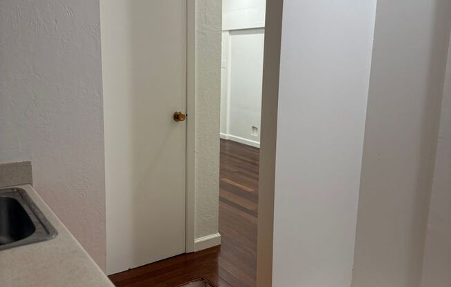 Studio, 1 bath, 400 sqft, $1,500, Unit LTBP23C