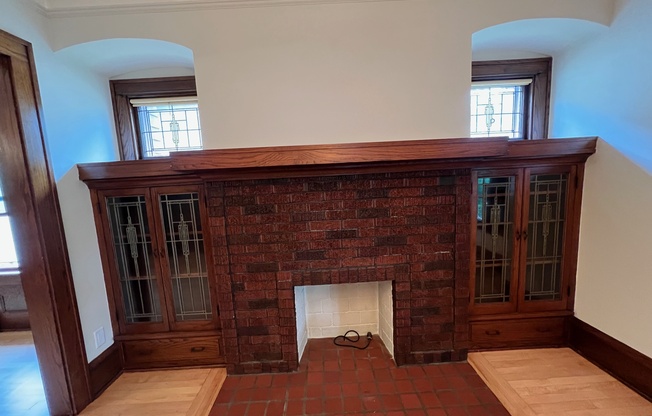 2168 N 57 ST
