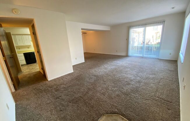 3 beds, 2.5 baths, 1,288 sqft, $1,369, Unit 04 - 410