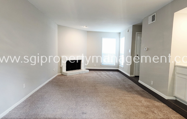 6646 E Lovers Lane