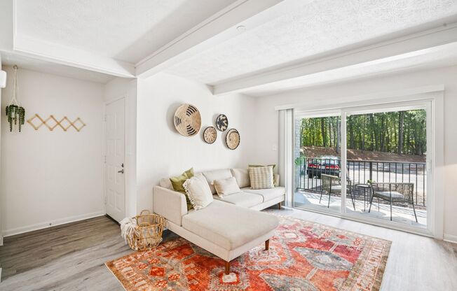 3 beds, 2 baths, 1,275 sqft, $1,749, Unit 12G