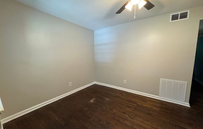 6243 6245 Vera Lane