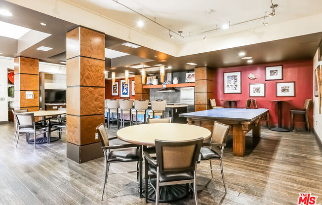 2 beds, 2 baths, 1,042 sqft, $3,200, Unit 115