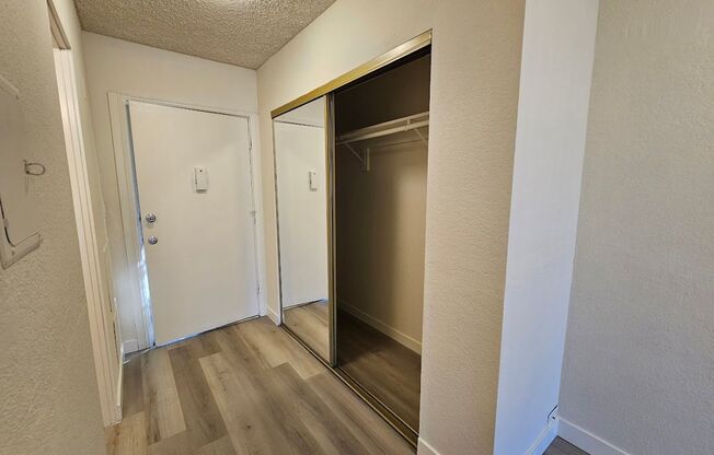 Studio, 1 bath, $1,350