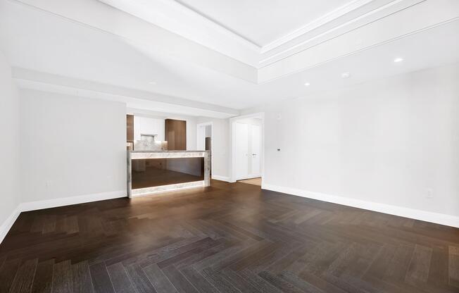 303 AVE 2217