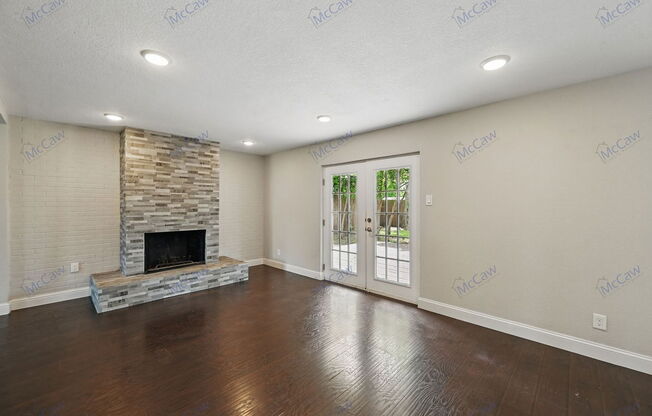 441 SALEM DR