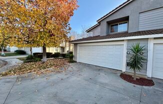 3 beds, 2.5 baths, $2,995