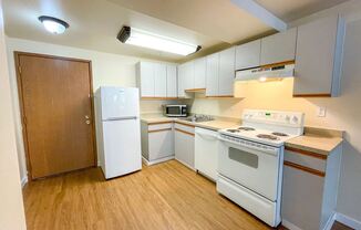 1215 Seneca St. Tuscany@northwestapartments.com
