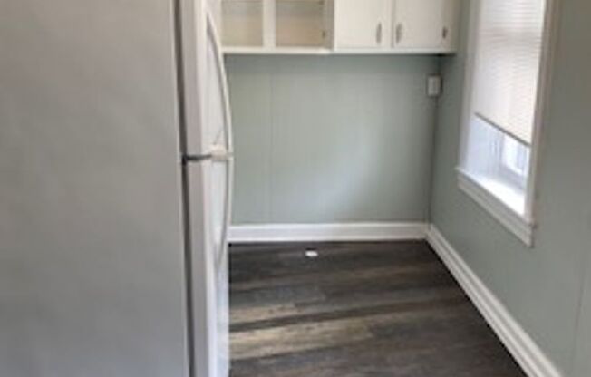 1 bed, 1 bath, 600 sqft, $1,100, Unit 2