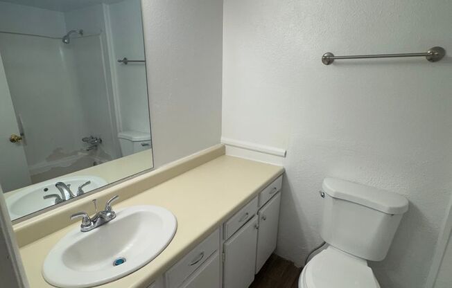 3 beds, 2 baths, $1,745, Unit # 7