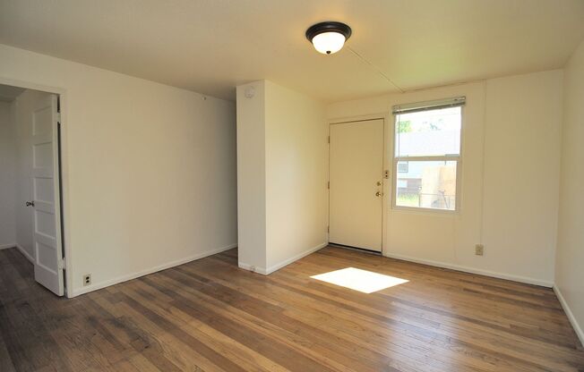 1 bed, 1 bath, 500 sqft, $1,050, Unit 6905