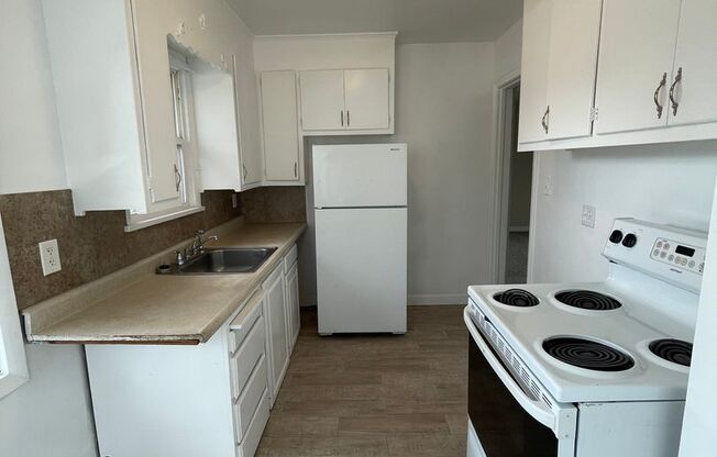 Newly remodeled Two Bedroom//$1250 month;