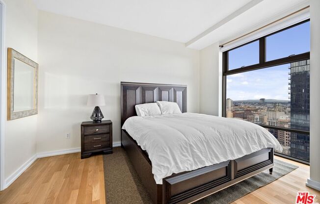 2 beds, 2 baths, 1,930 sqft, $6,000, Unit 1710