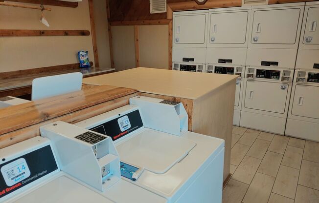 2 beds, 1 bath, $1,395, Unit UNIT N7