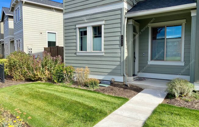 Newer 3BR - 2.5BA Home a Sought-After Redmond Community