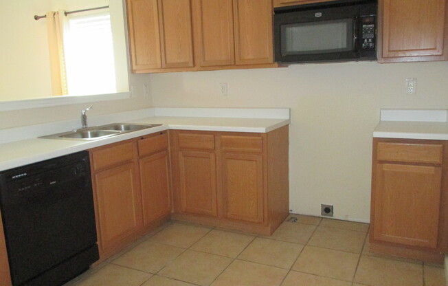 3 beds, 2 baths, $1,850