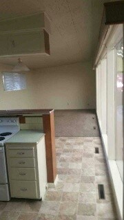 2 beds, 1 bath, $2,000