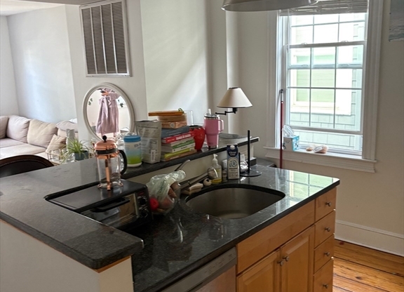 468 E 7th St 3D