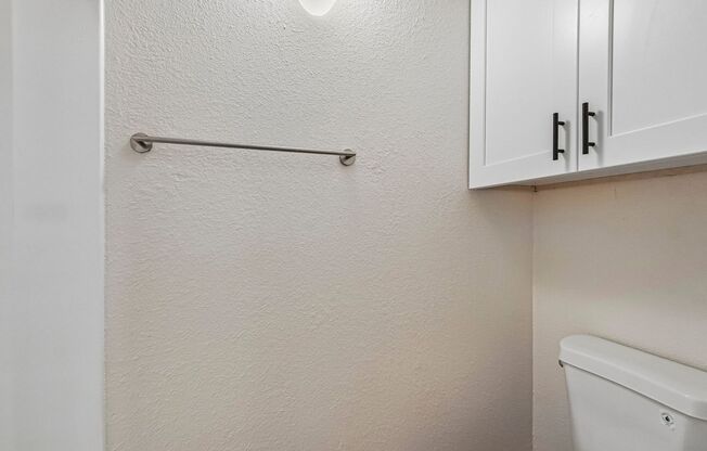 1 bed, 1 bath, 450 sqft, $1,149, Unit 31