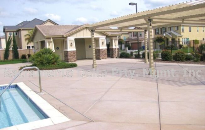 Great 3 bedroom 3 bath home